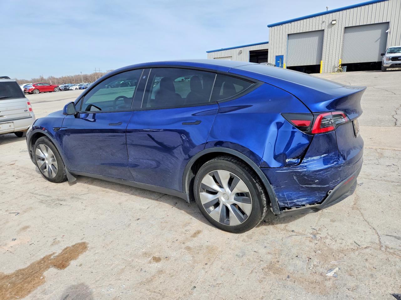 2021 Tesla Model Y - Фото 2