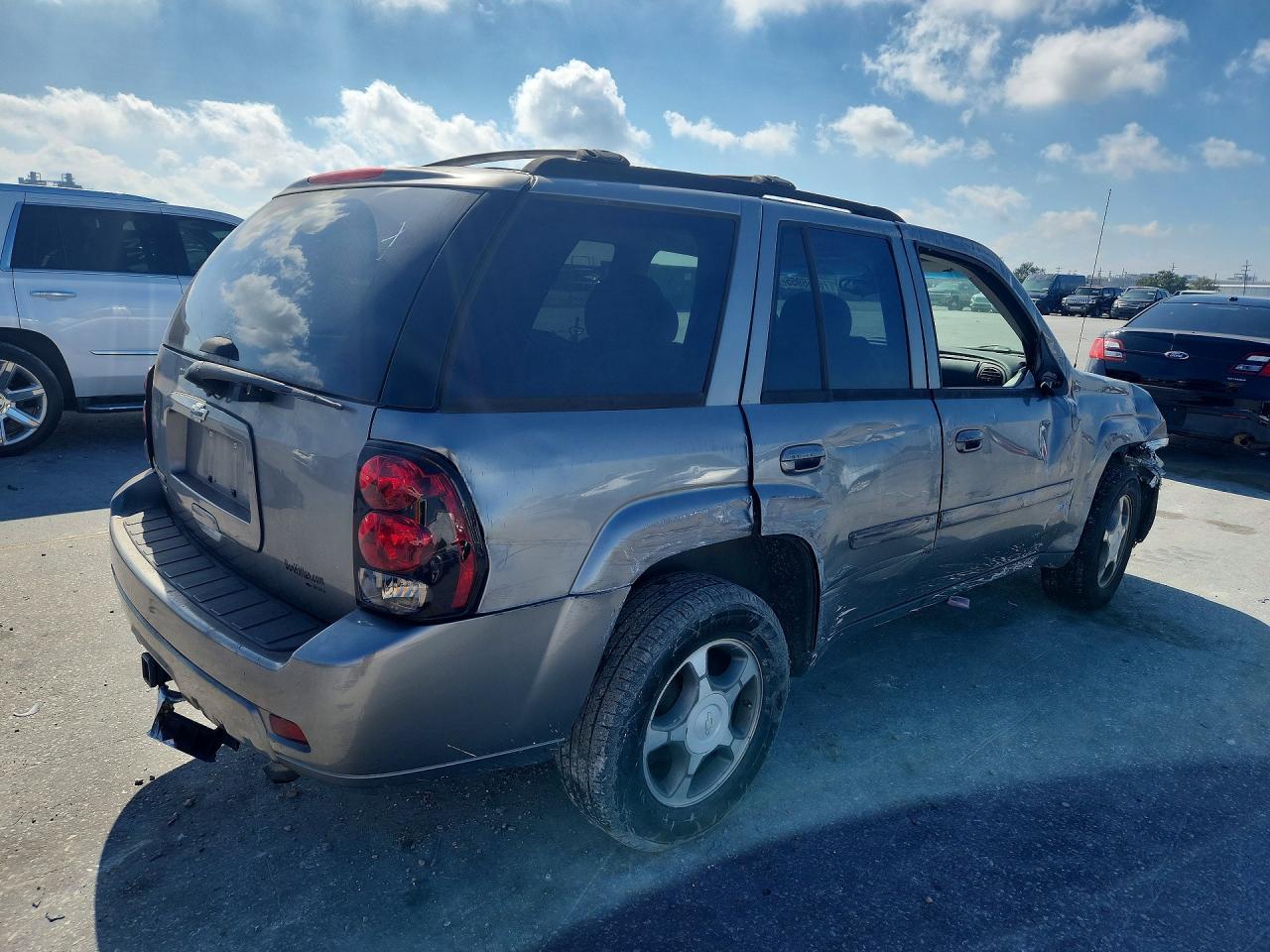 2008 Chevrolet Trailblazer Ls - Фото 3