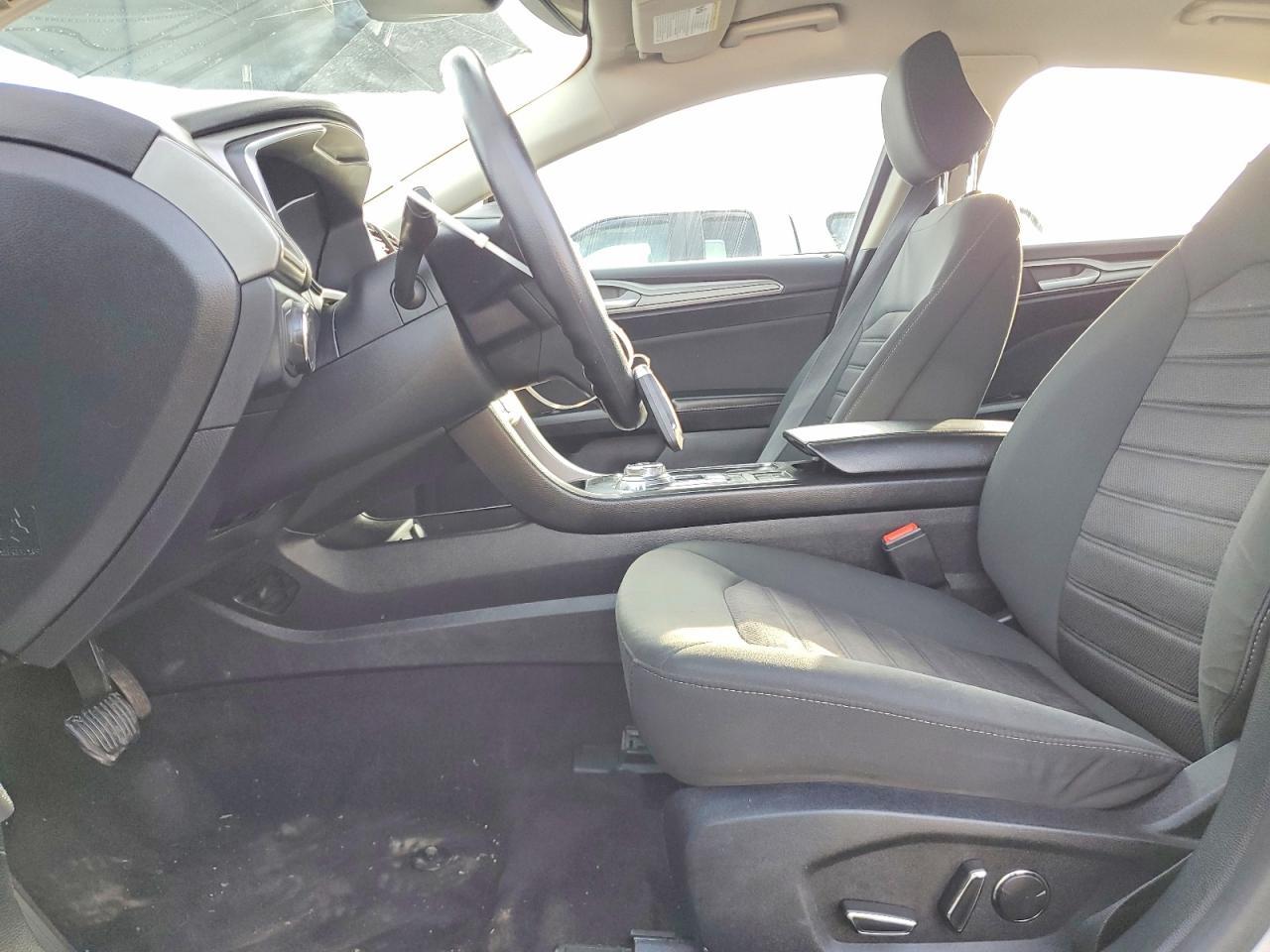 2020 Ford Fusion Se - Image 7