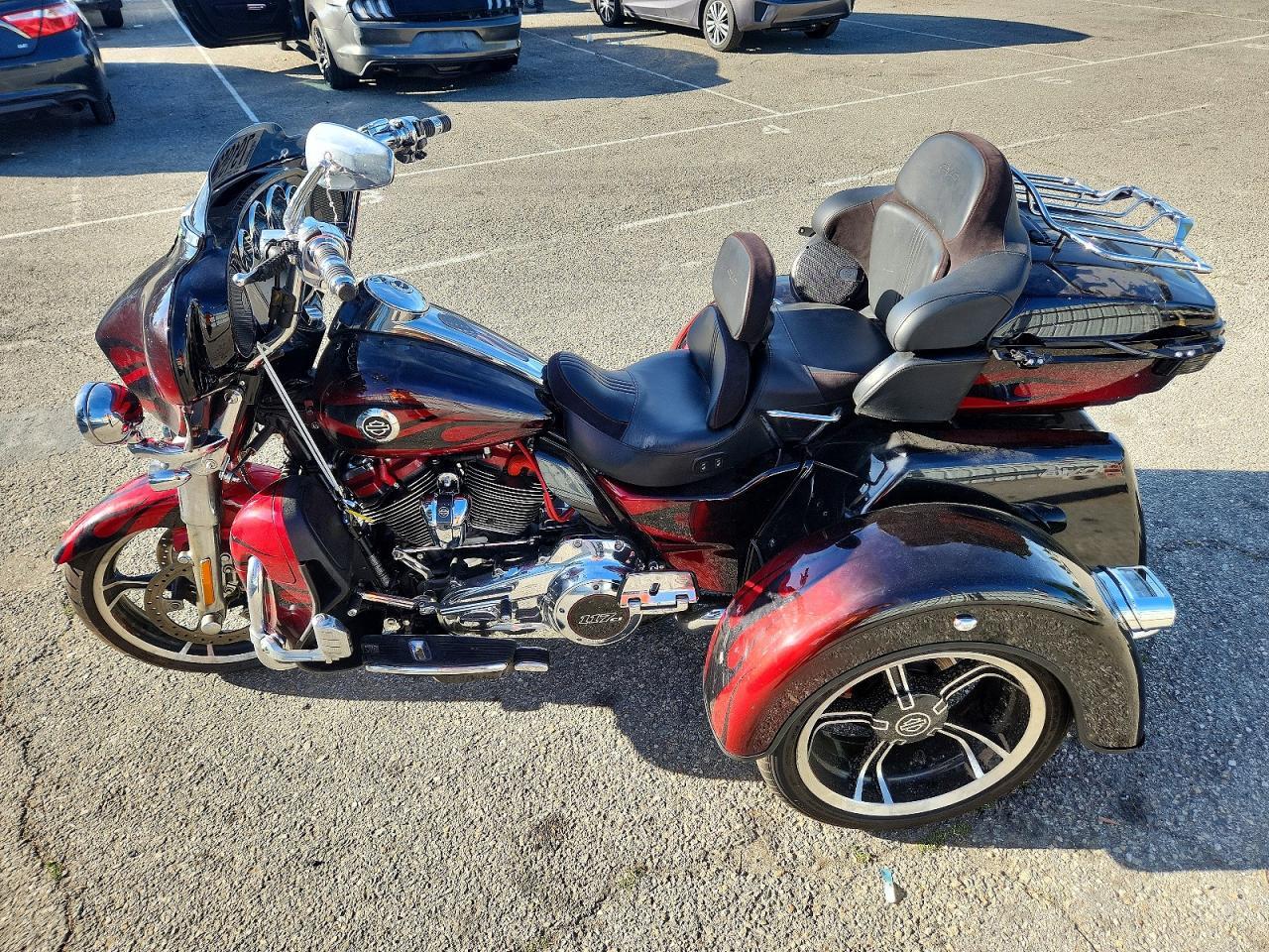 2022 Harley-Davidson Flhtcutgse - Фото 3