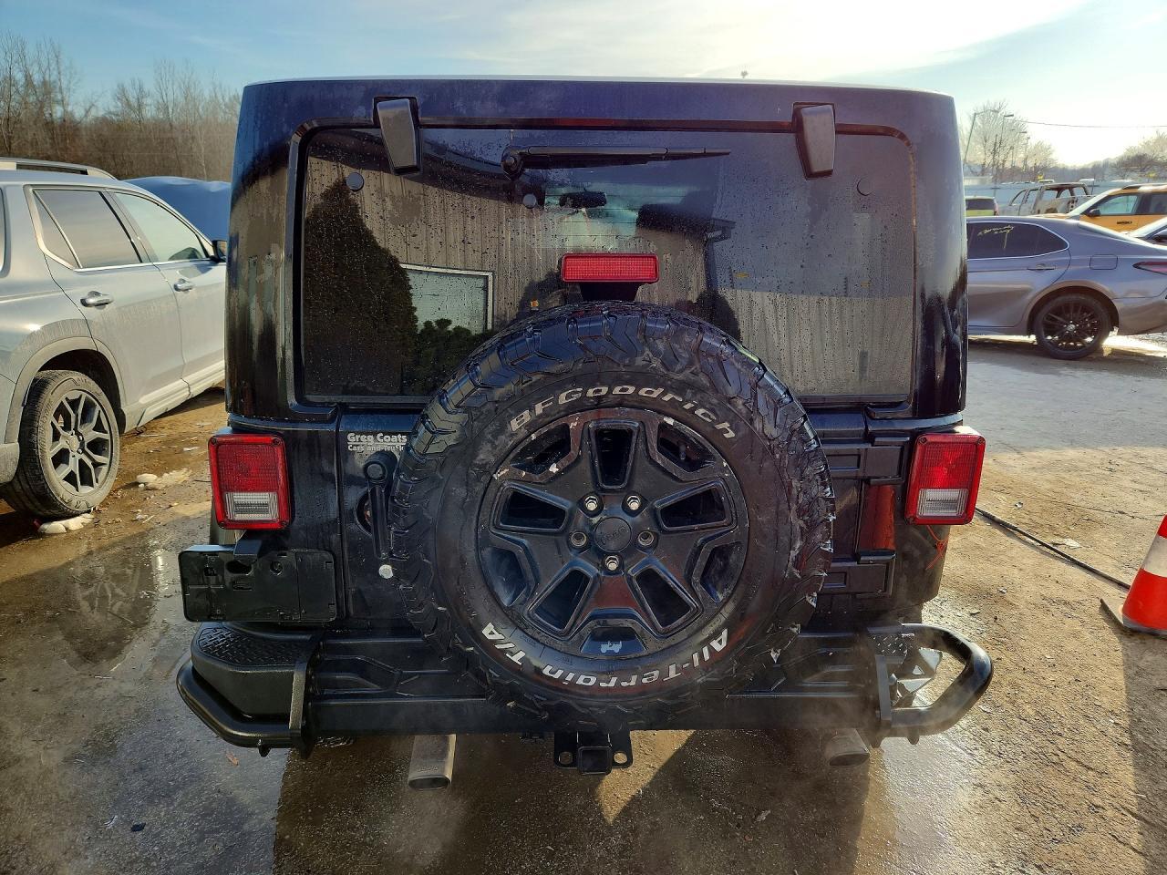 2016 Jeep Wrangler Unlimited Sahara - Фото 6