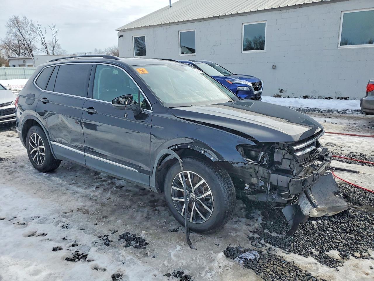 2021 Volkswagen Tiguan Se - Фото 4