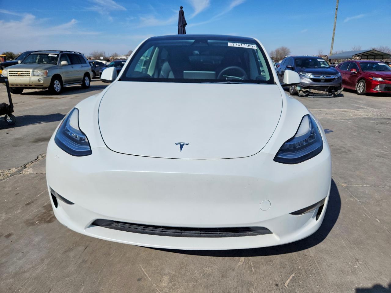 2023 Tesla Model Y - Фото 5