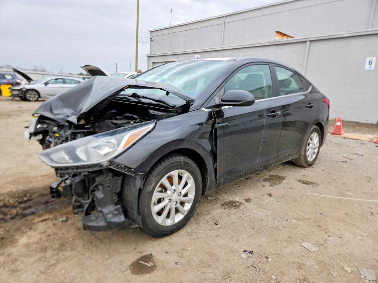 2022 Hyundai Accent Sel