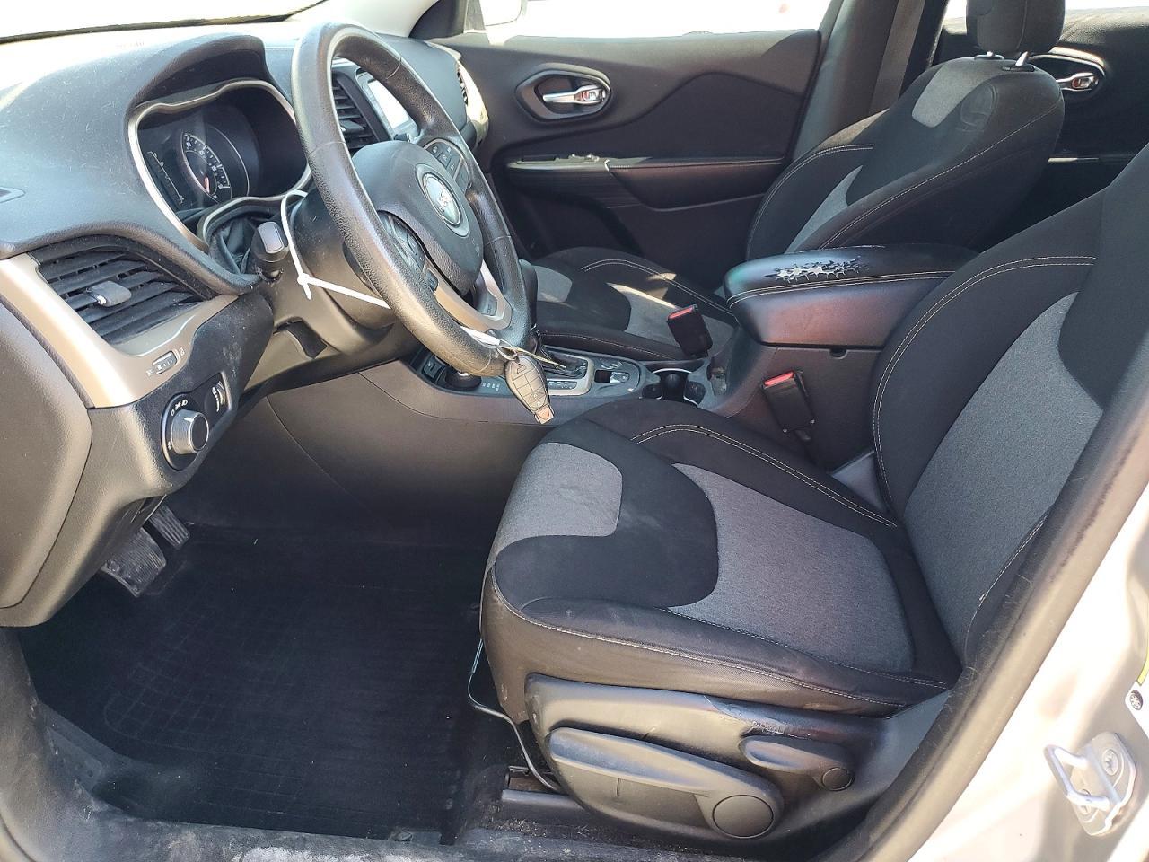 2014 Jeep Cherokee Sport - Фото 7