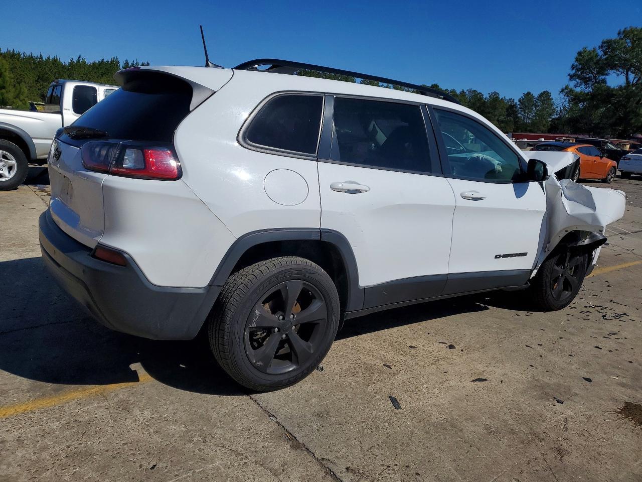 2019 Jeep Cherokee Latitude Plus - Фото 3