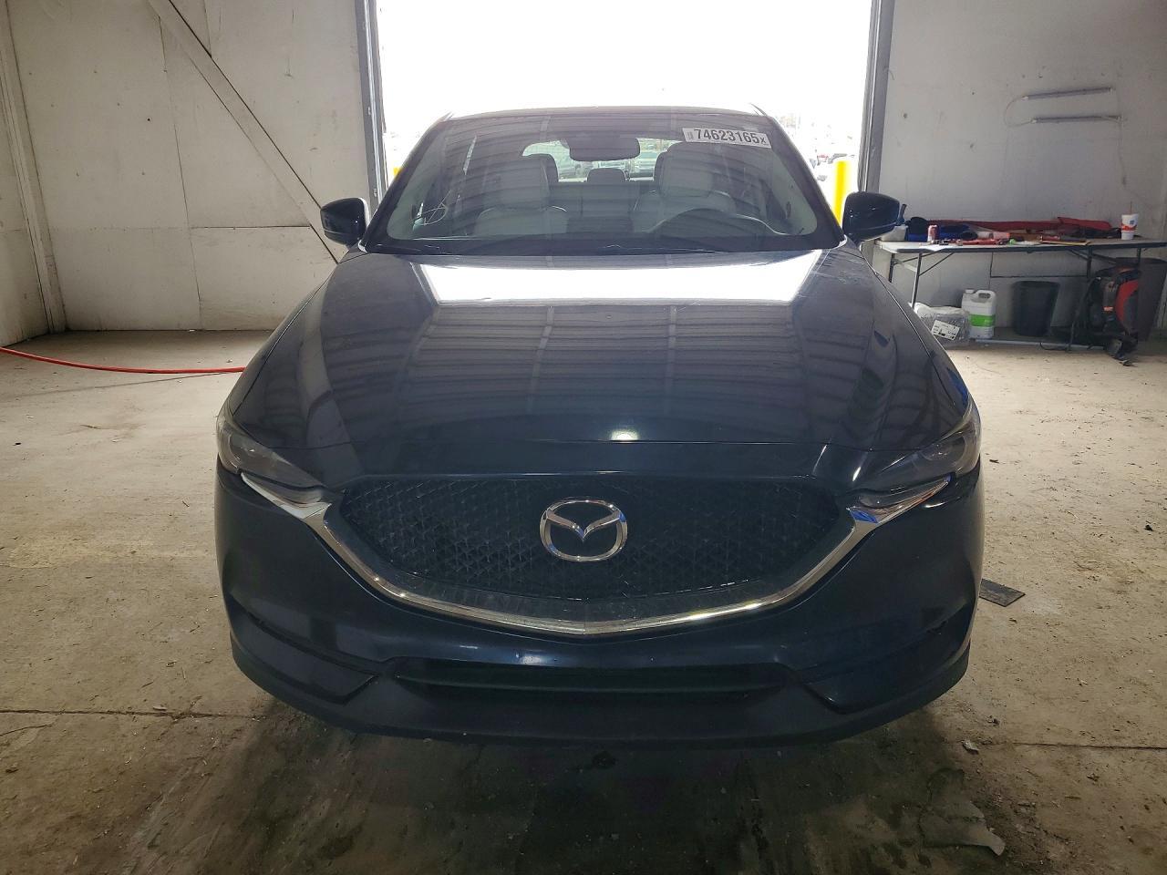 2017 Mazda Cx-5 Grand Touring - Image 5