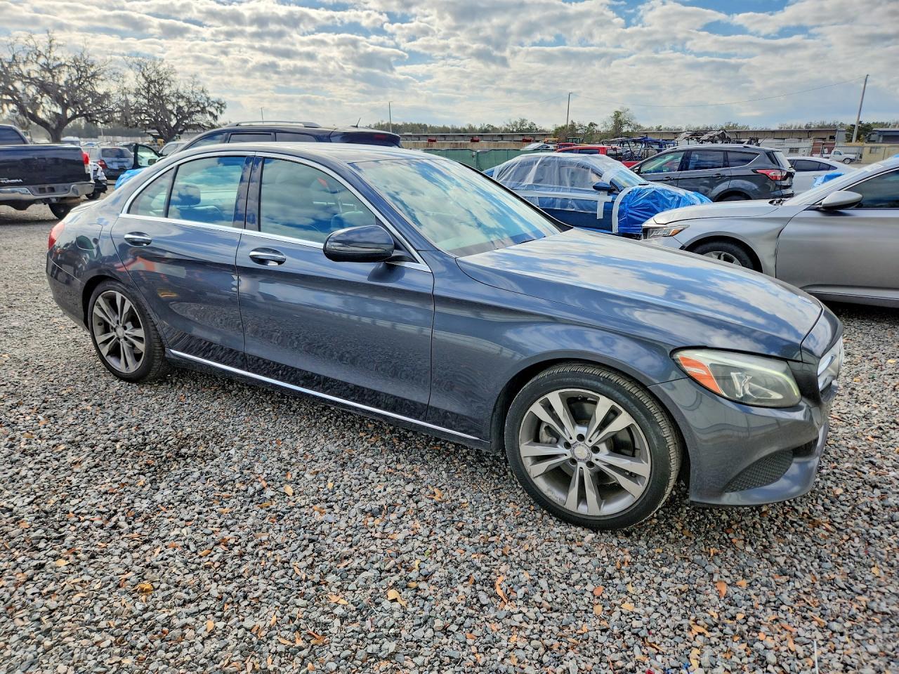 2016 Mercedes-Benz C 300 - Фото 4