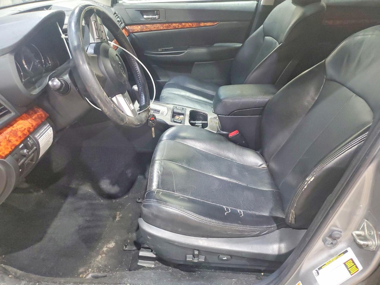 2011 Subaru Outback 2.5I Limited - Фото 7