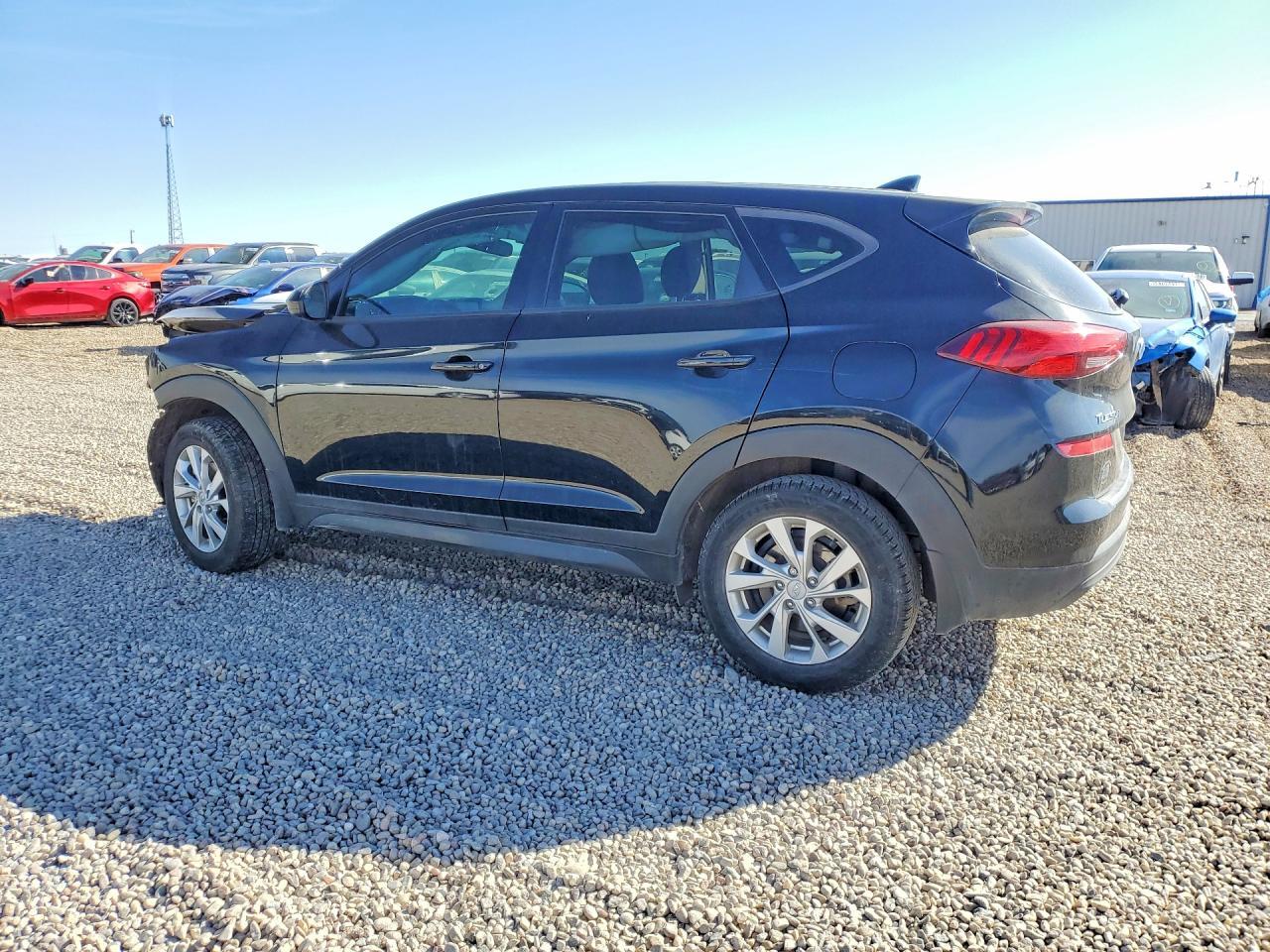 2021 Hyundai Tucson Se - Фото 2