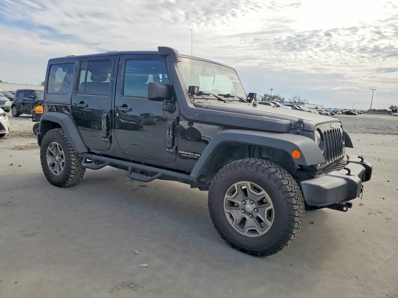 2017 Jeep Wrangler Unlimited Rubicon - Image 4