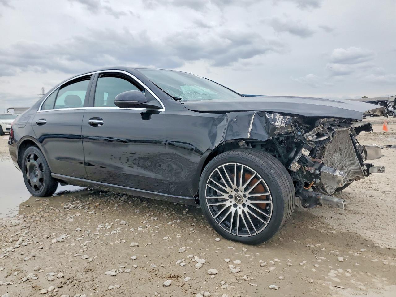 2024 Mercedes-Benz C 300 - Фото 4