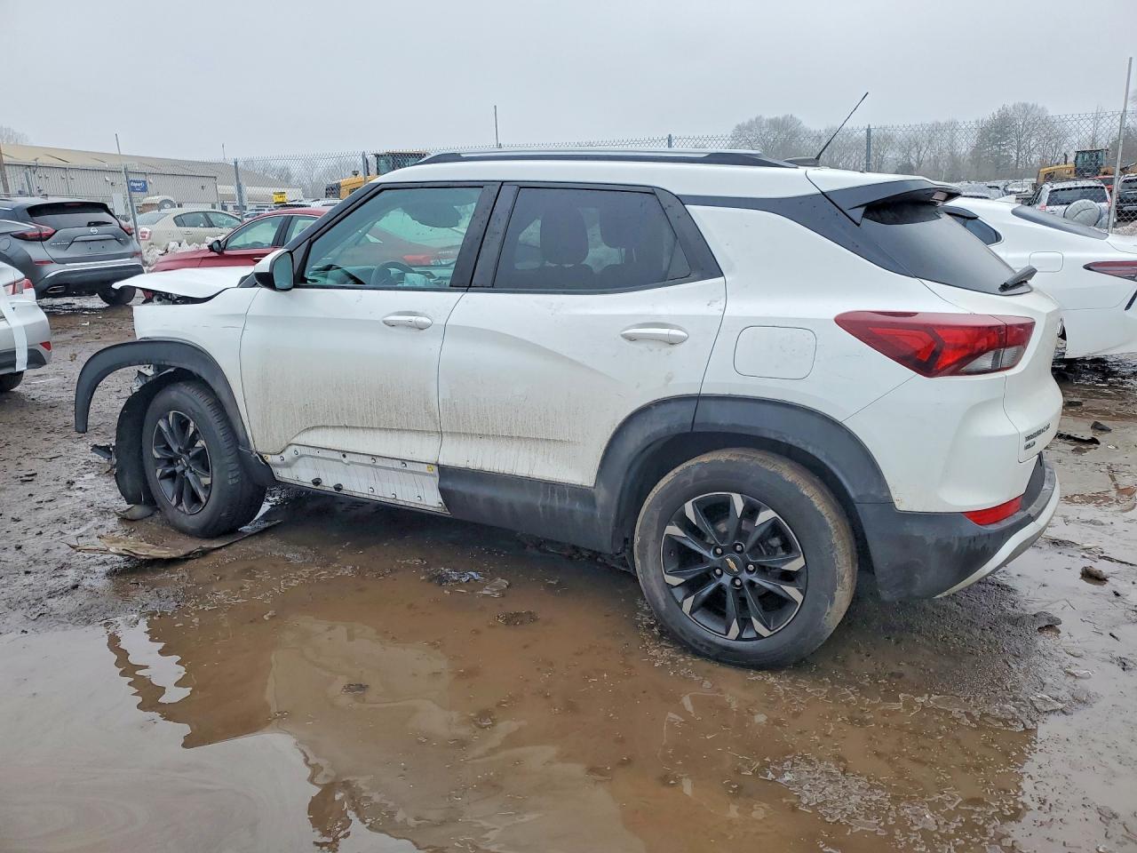 2022 Chevrolet Trailblazer Lt - Image 2