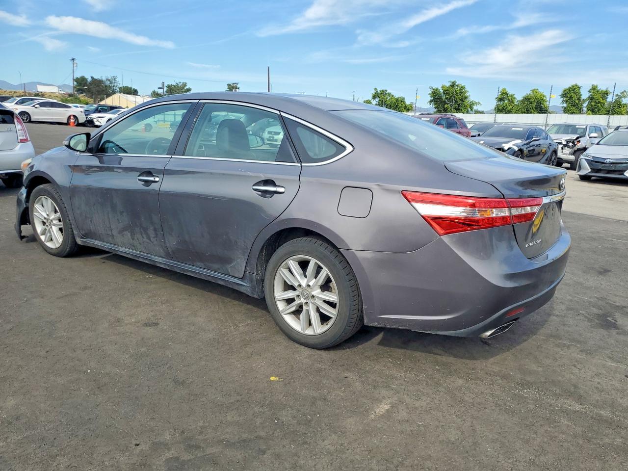 2013 Toyota Avalon Xle Premium - Фото 2