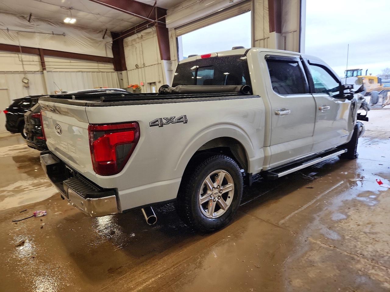2025 Ford F150 Xlt - Фото 3