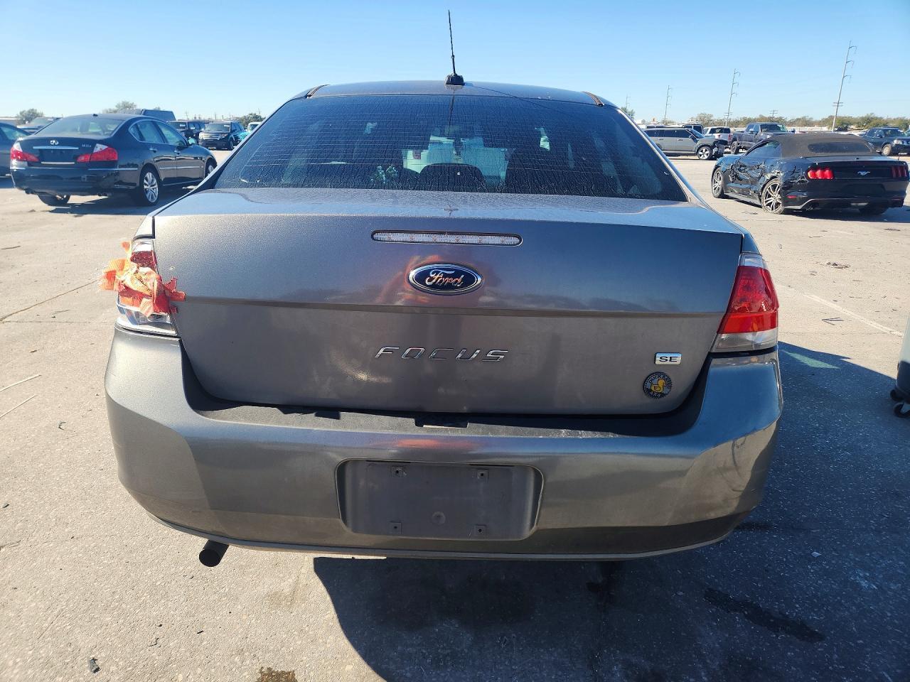 2010 Ford Focus Se - Фото 6