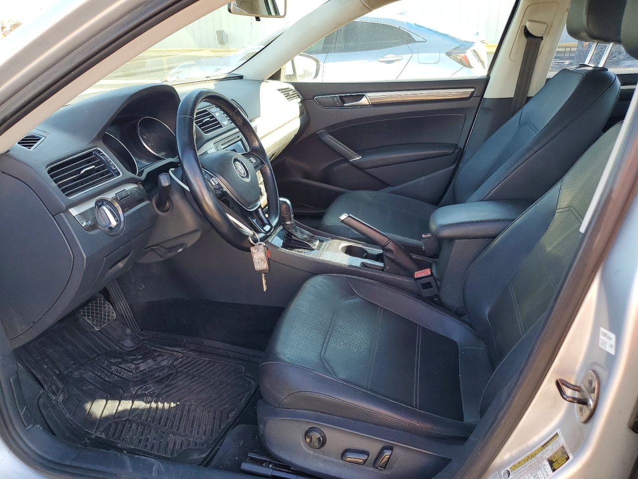 2016 Volkswagen Passat Se - Фото 7