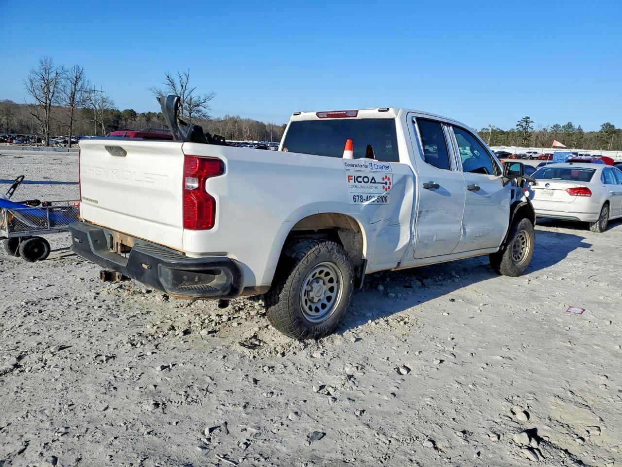 2021 Chevrolet Silverado C1500 - Фото 3