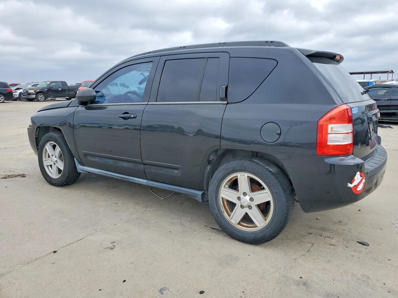 2010 Jeep Compass Sport - Фото 2
