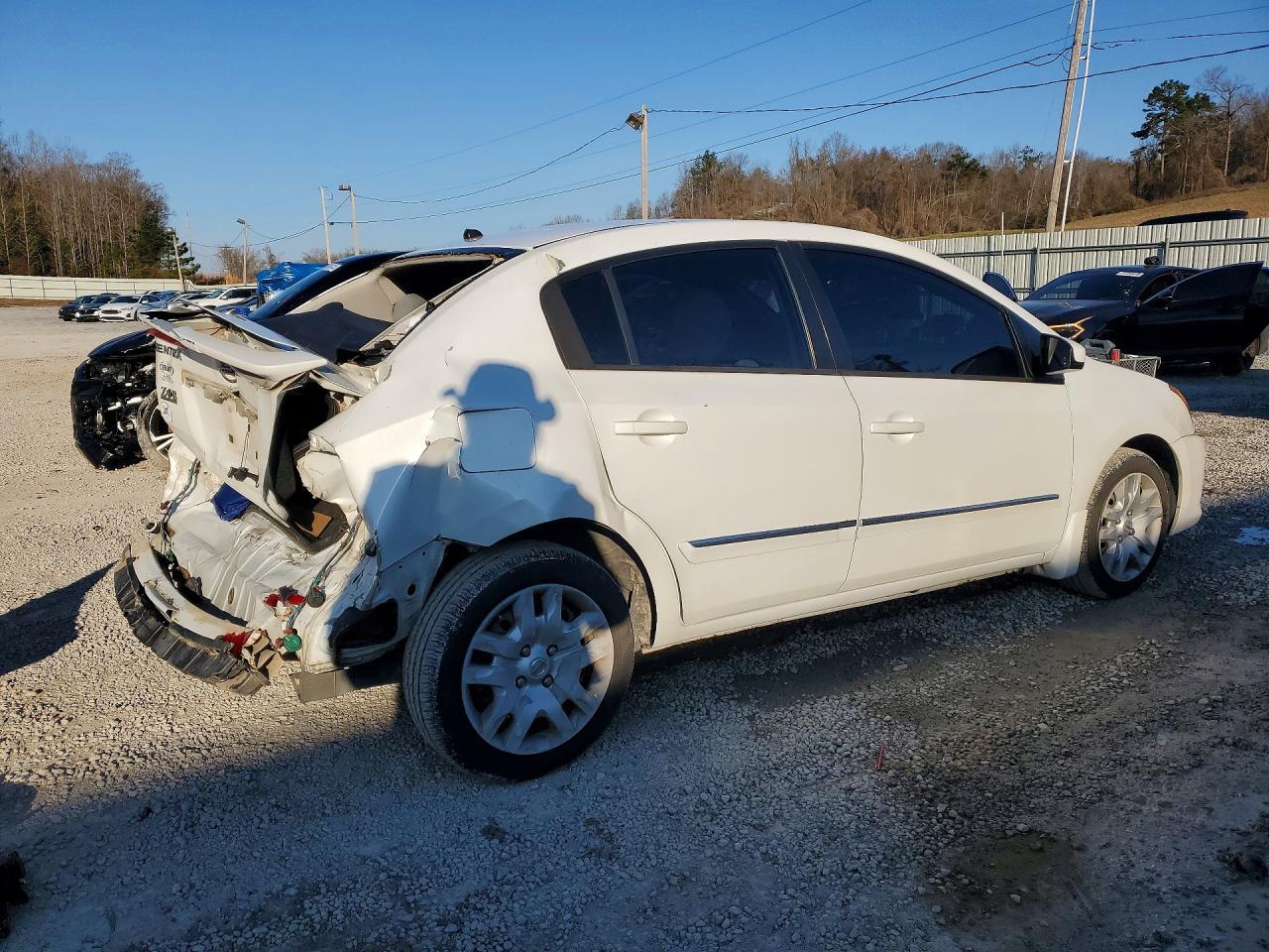 2012 Nissan Sentra 2.0 - Фото 3