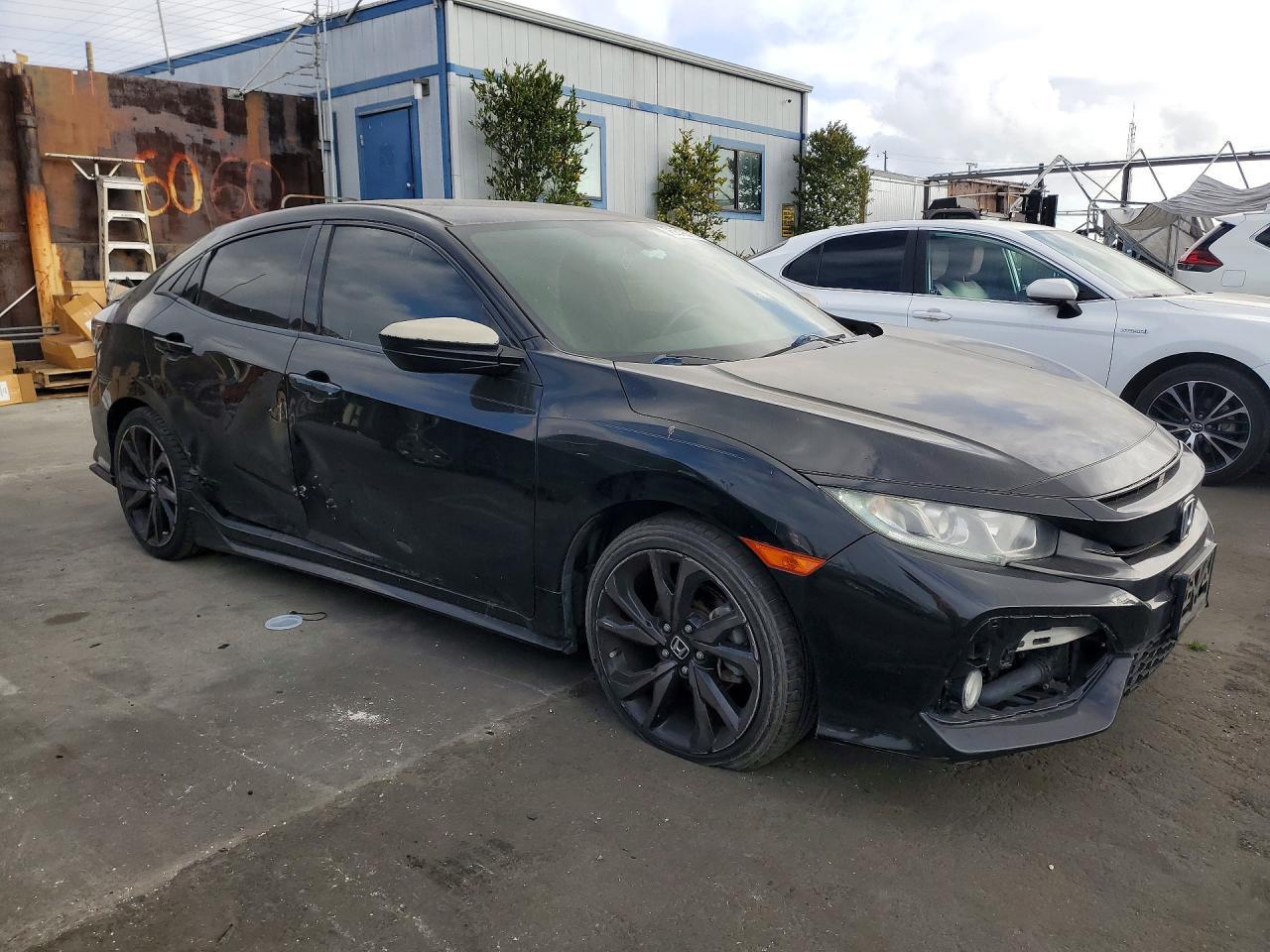 2018 Honda Civic Sport - Фото 4