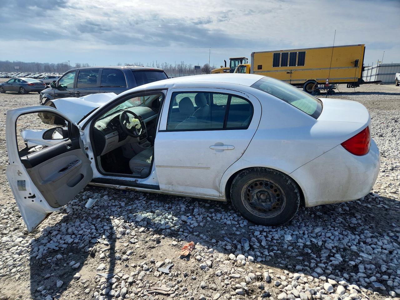 2010 Chevrolet Cobalt 1Lt - Фото 2