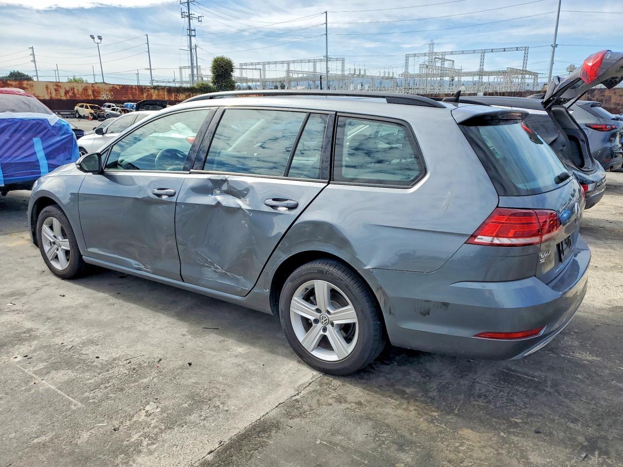 2018 Volkswagen Golf Sportwagen S - Фото 2