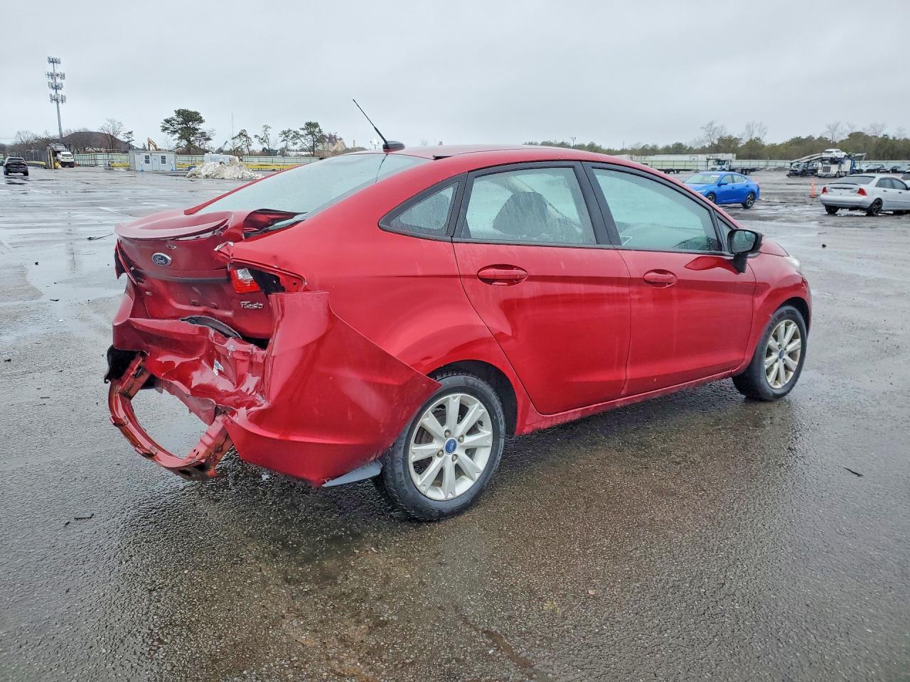 2013 Ford Fiesta Se - Image 3