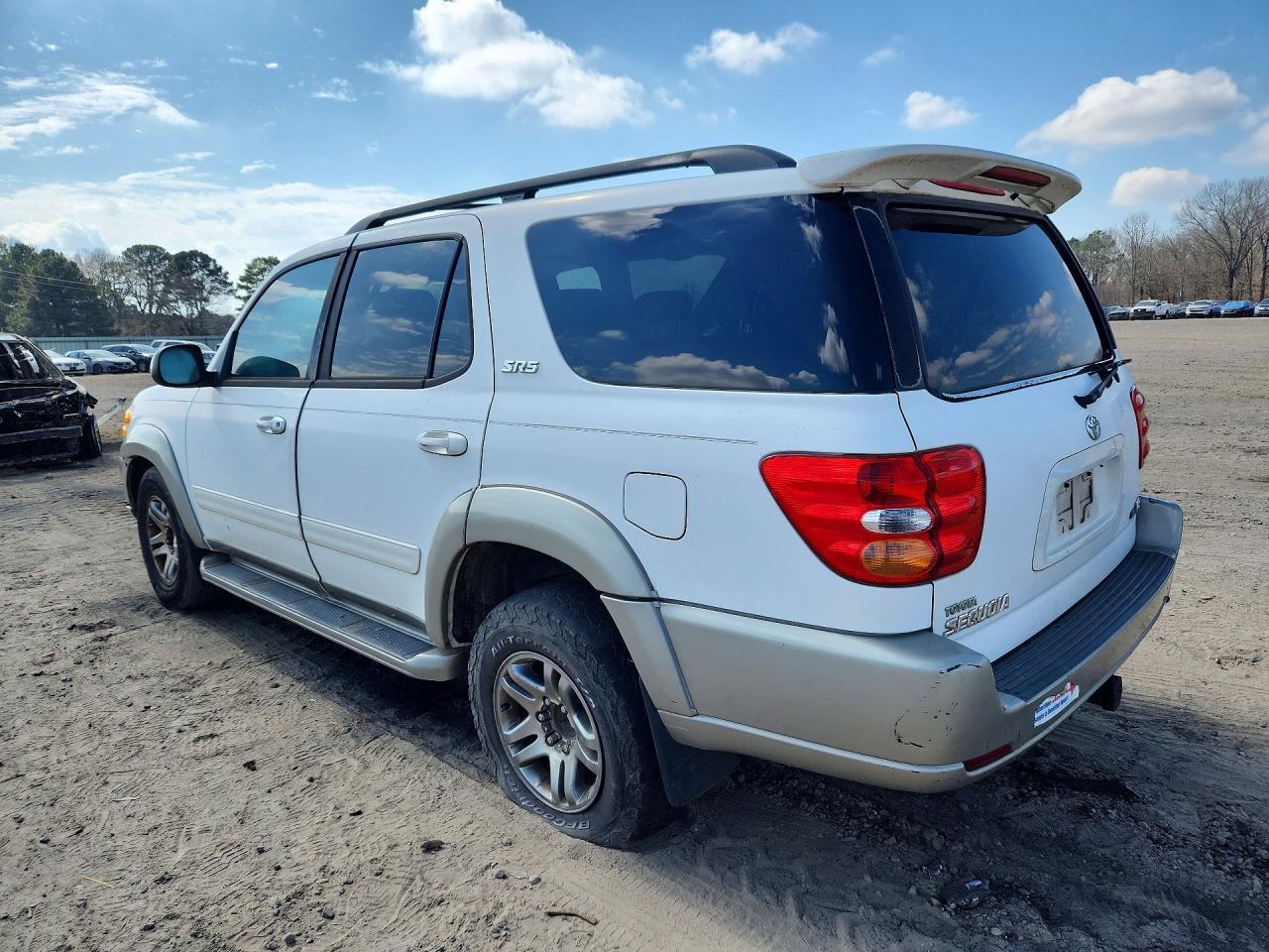 2004 Toyota Sequoia - Image 2