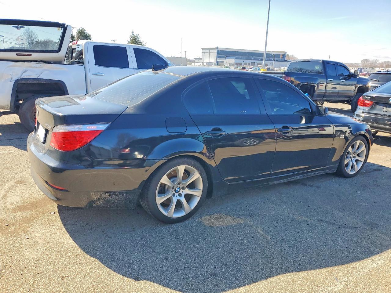 2010 BMW 535 I - Image 3