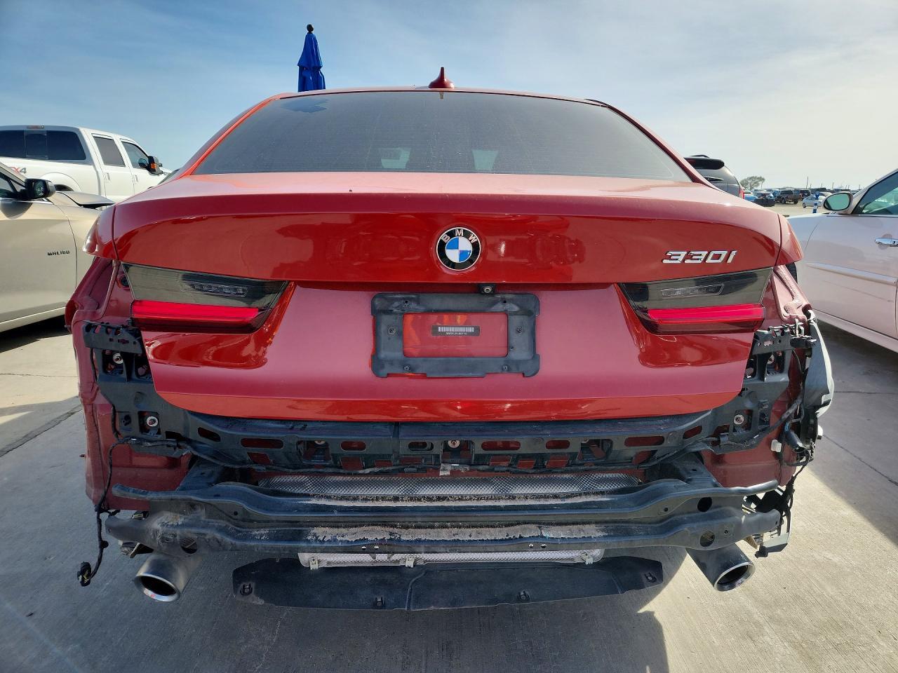 2020 BMW 330I - Фото 6