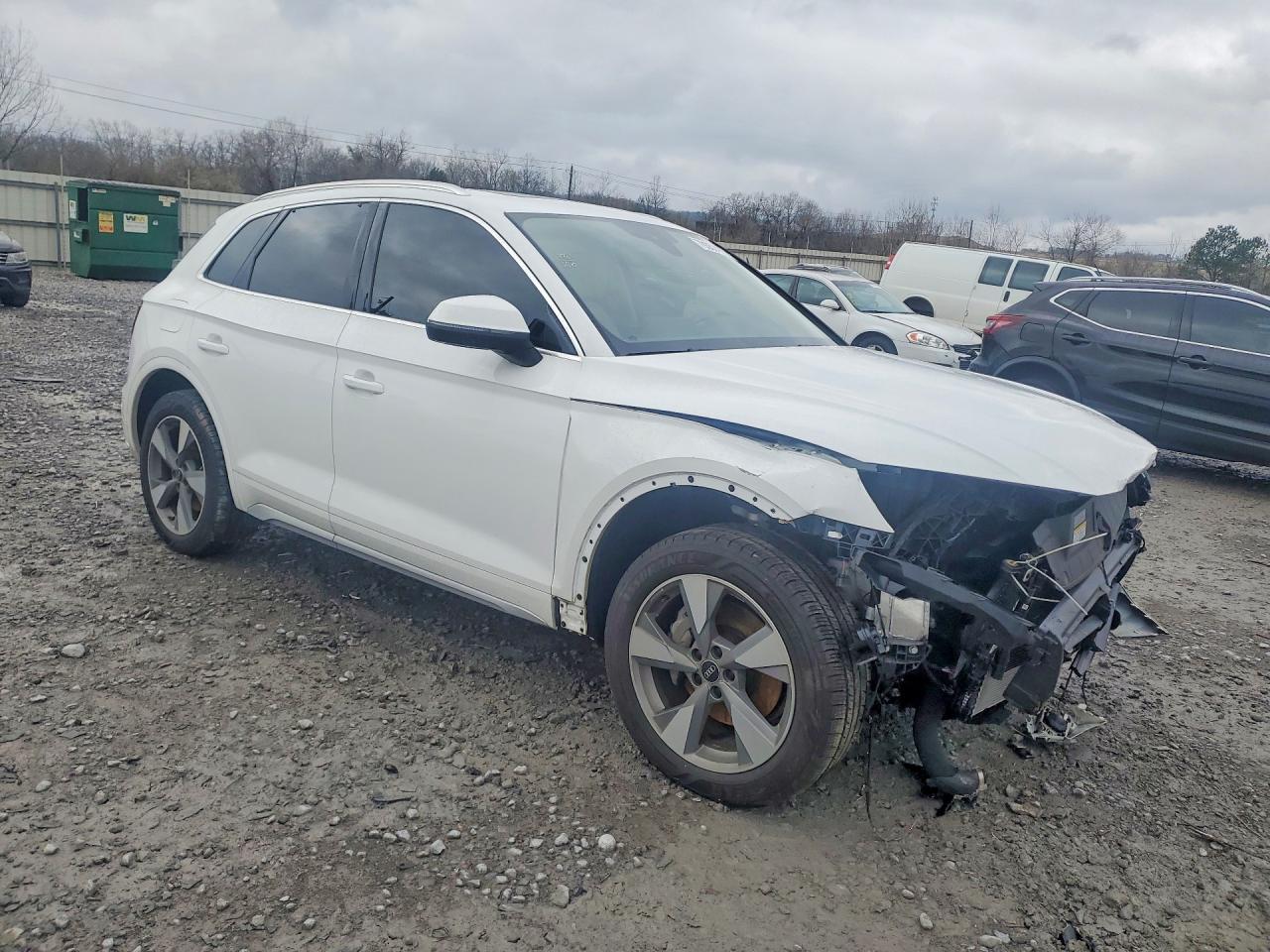 2023 Audi Q5 Premium Plus 40 - Image 4