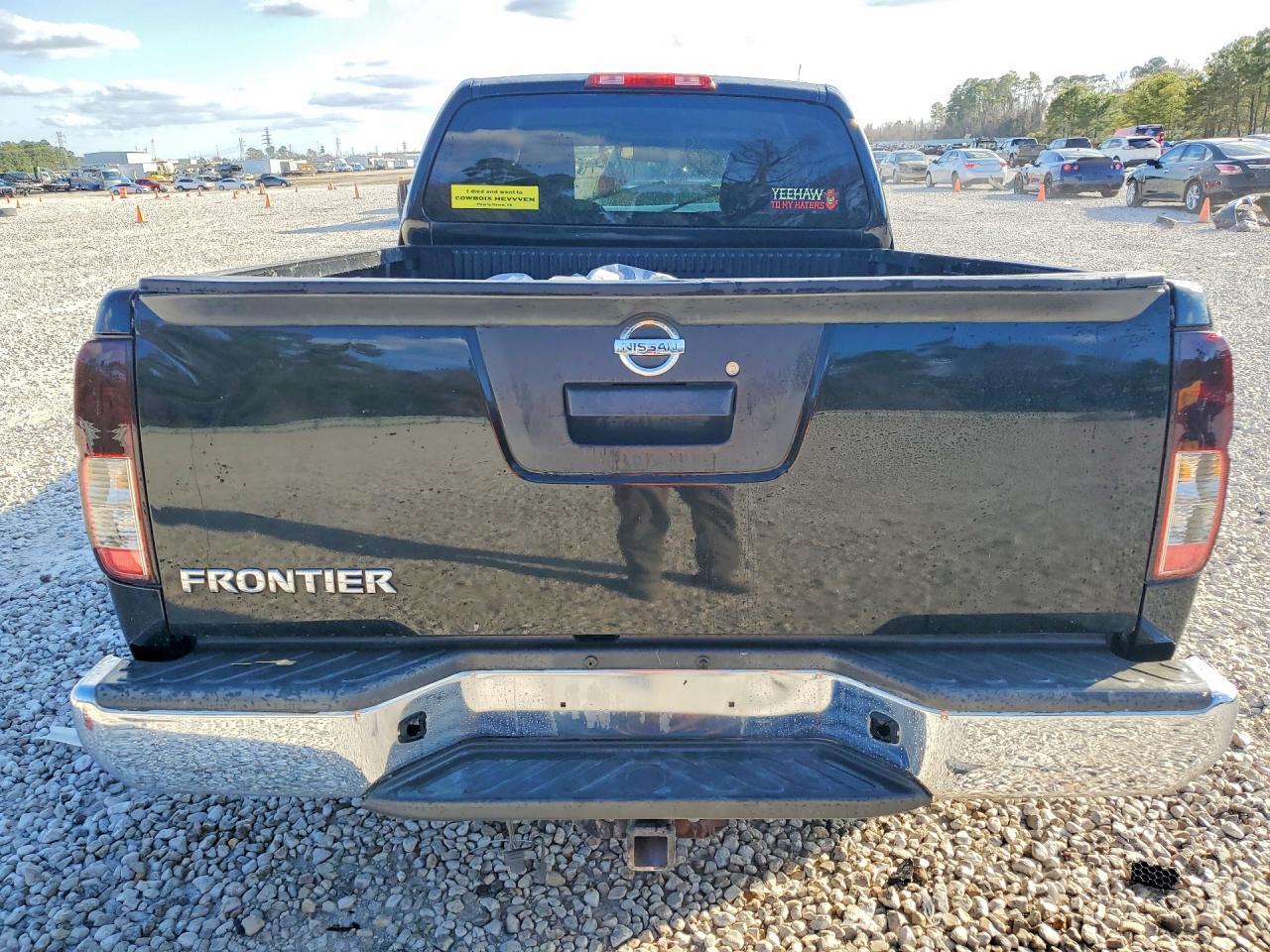 2016 Nissan Frontier S - Image 6