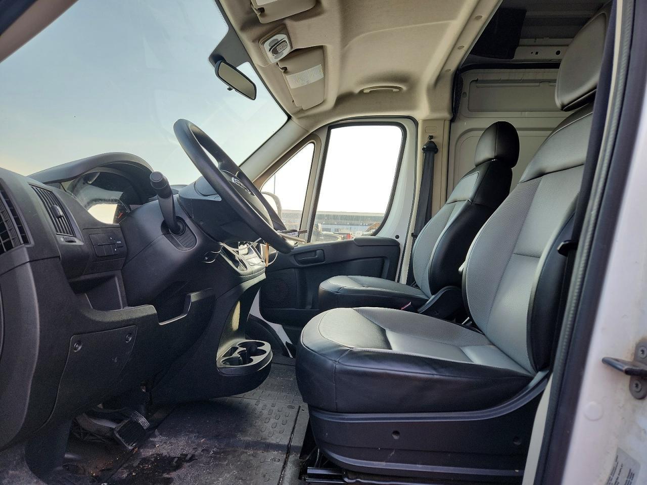 2016 Ram Promaster 2500 Delivery Van - Фото 7