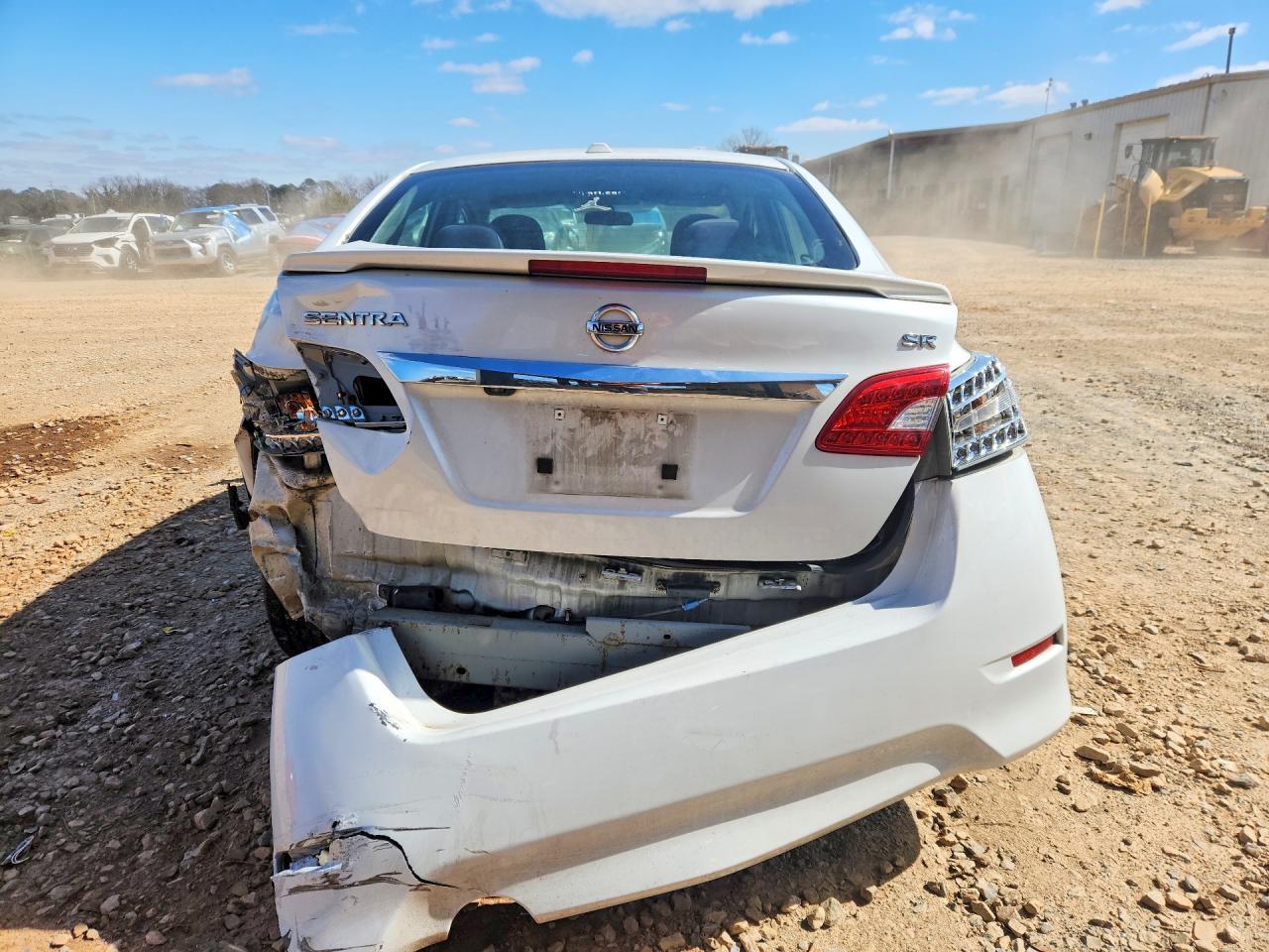2015 Nissan Sentra S - Image 6
