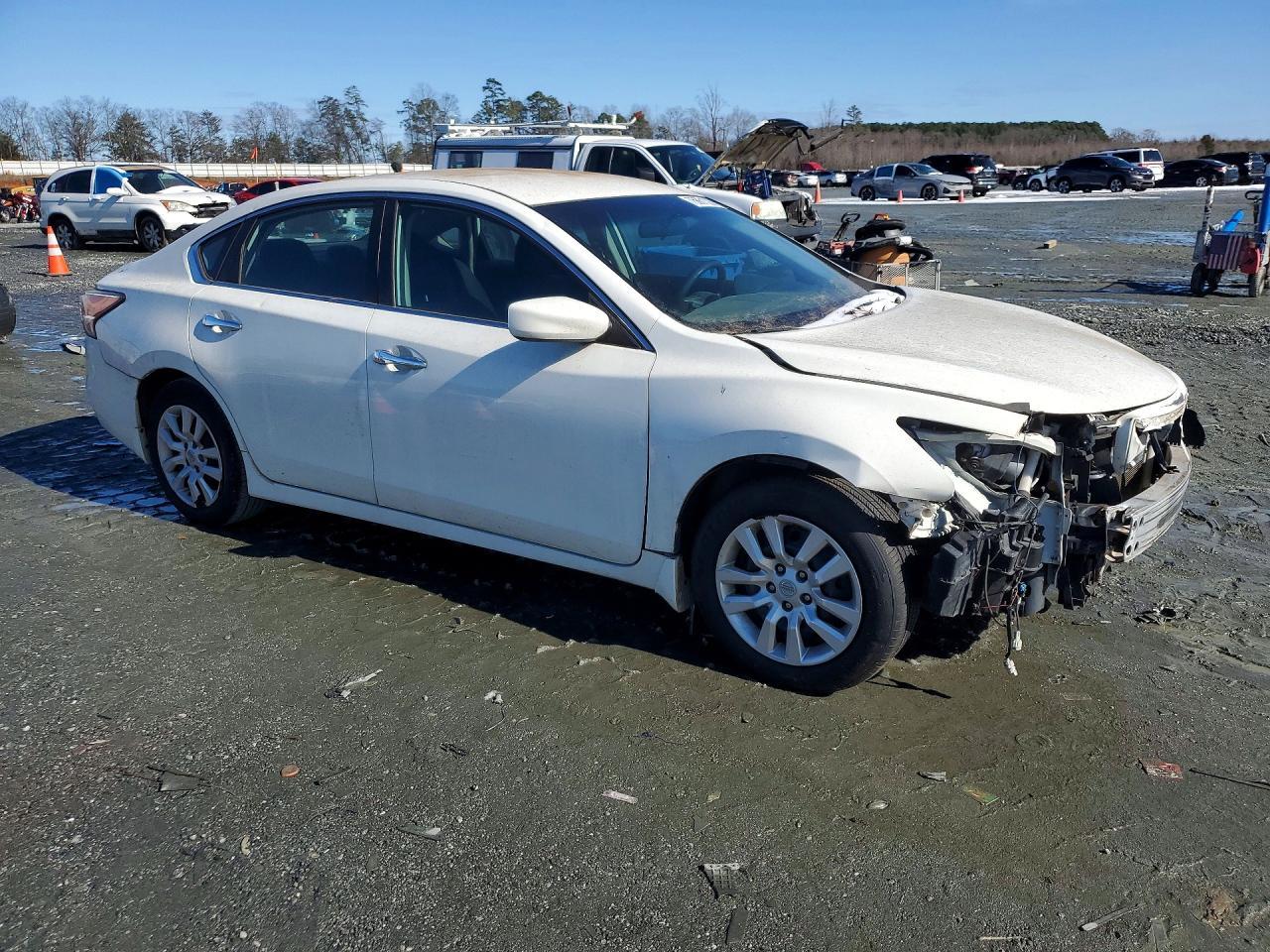2015 Nissan Altima 2.5 - Фото 4