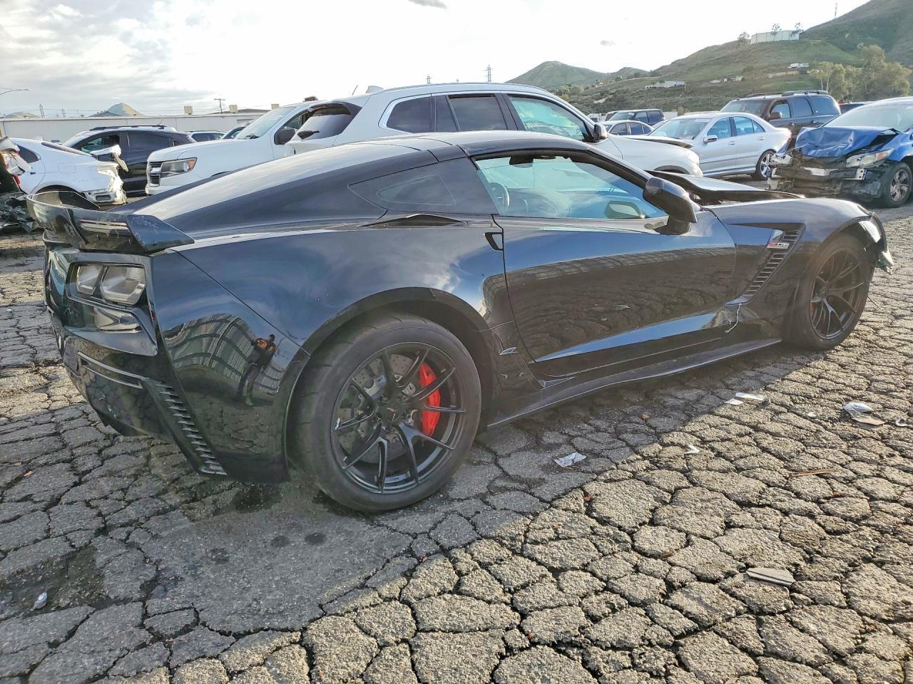2016 Chevrolet Corvette Z06 2Lz - Image 3