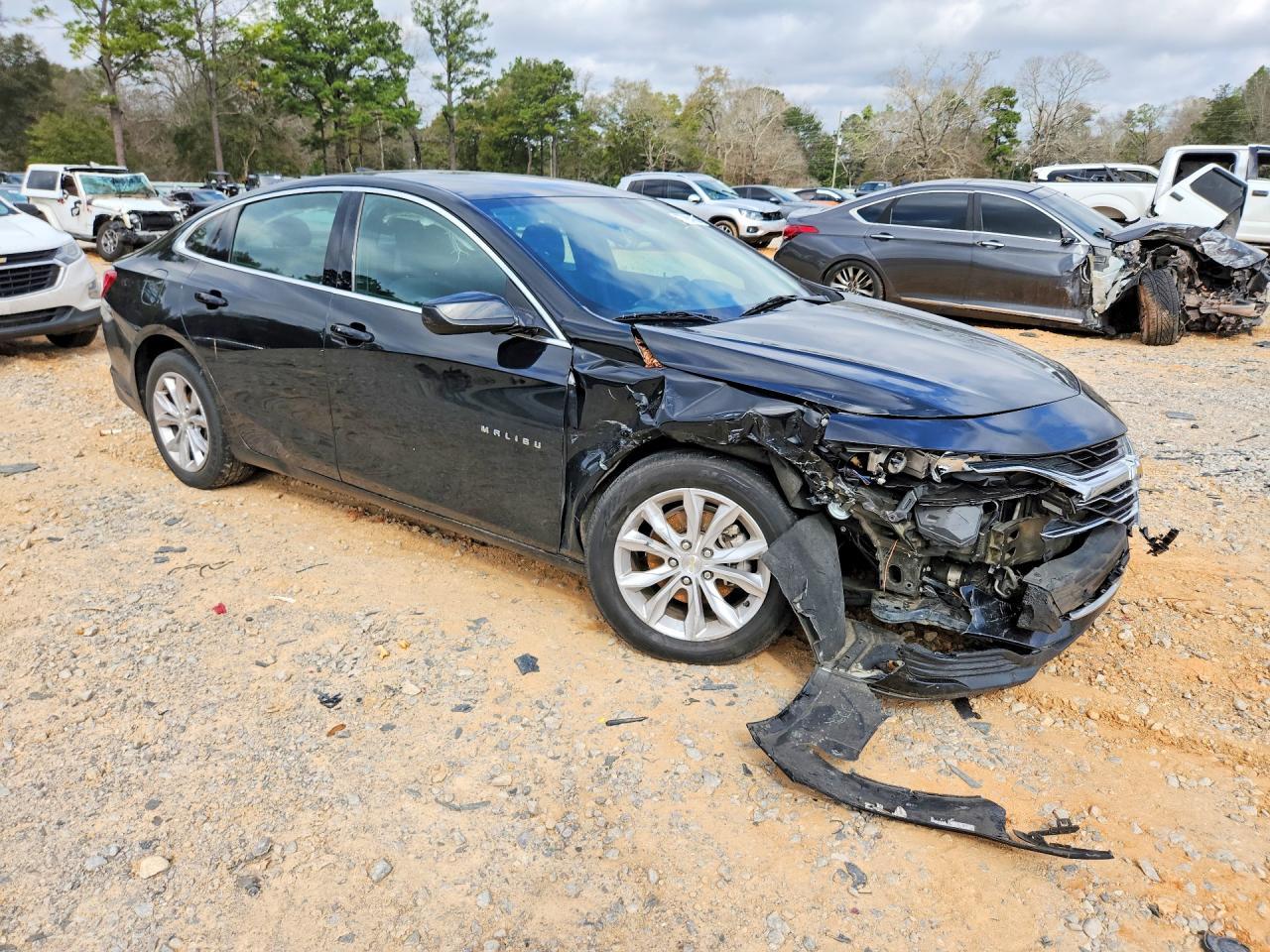 2020 Chevrolet Malibu - Image 4