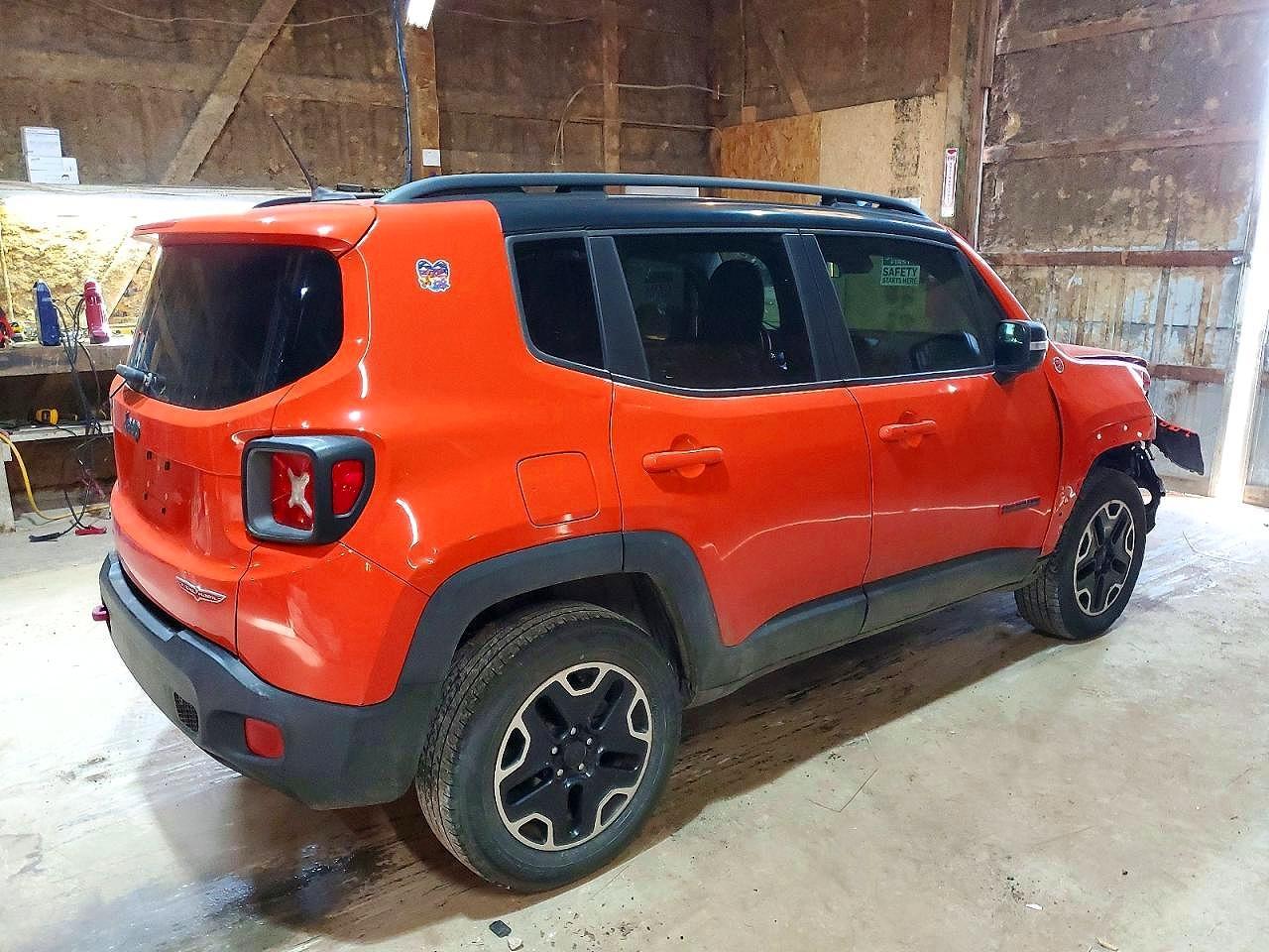 2017 Jeep Renegade Trailhawk - Фото 3
