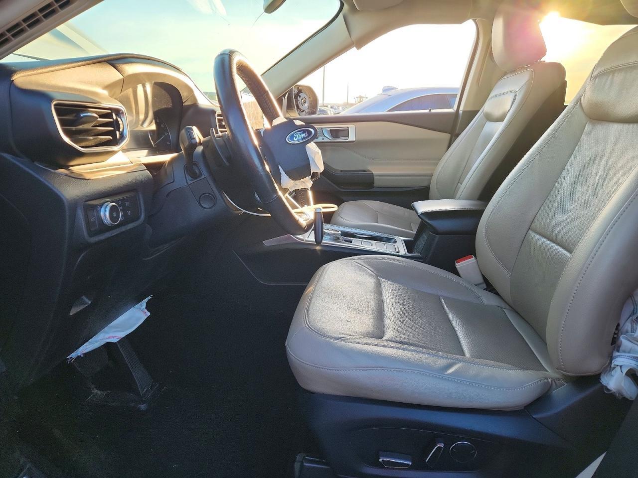 2020 Ford Explorer Limited - Image 7