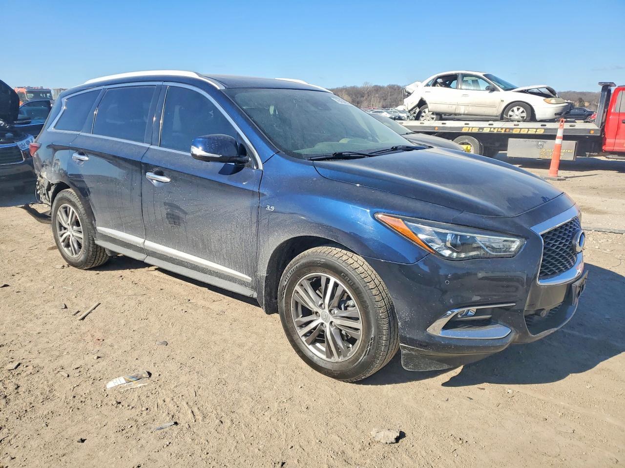 2019 Infiniti Qx60 Luxe - Image 4