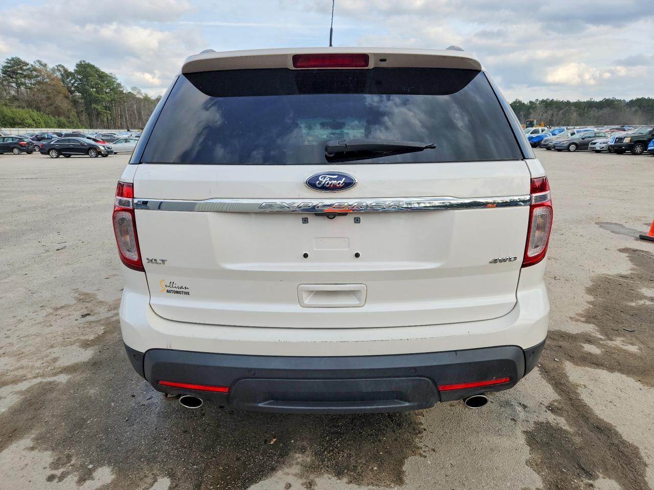2015 Ford Explorer Xlt - Фото 6