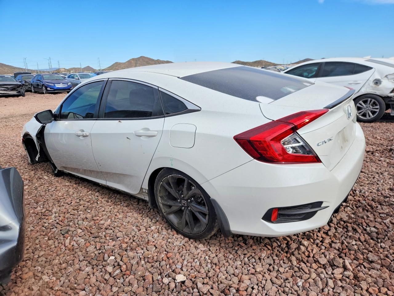 2019 Honda Civic Sport - Фото 2