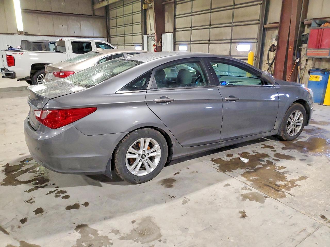 2011 Hyundai Sonata Gls - Фото 3