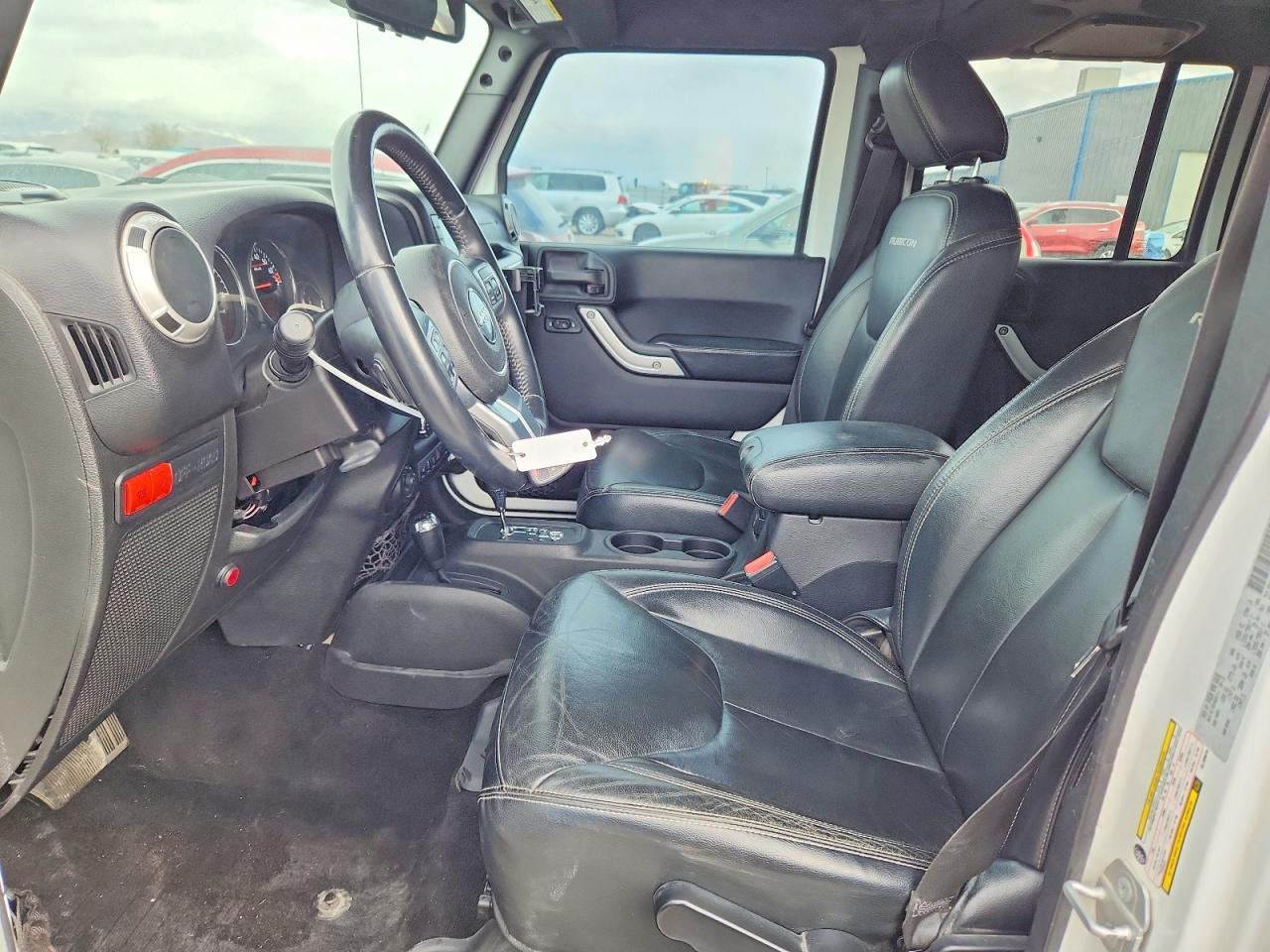 2016 Jeep Wrangler Unlimited Rubicon - Image 7