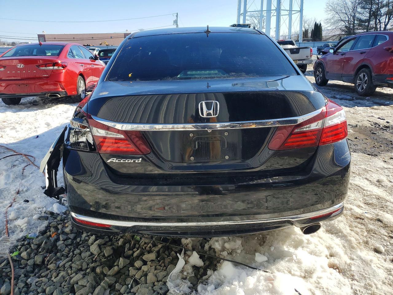 2016 Honda Accord Lx - Фото 6