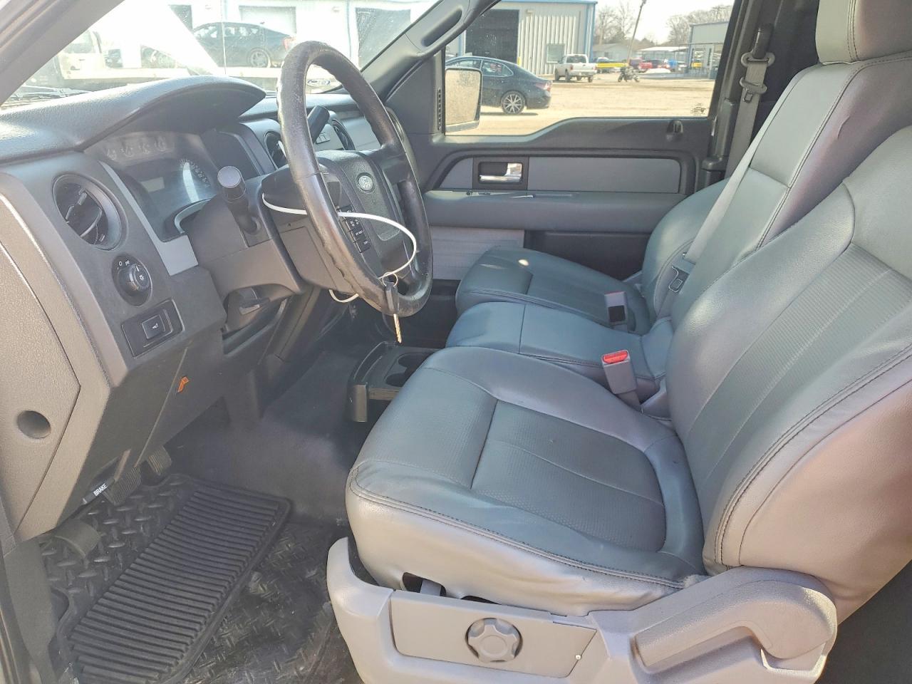2013 Ford F150 Super Cab - Image 7