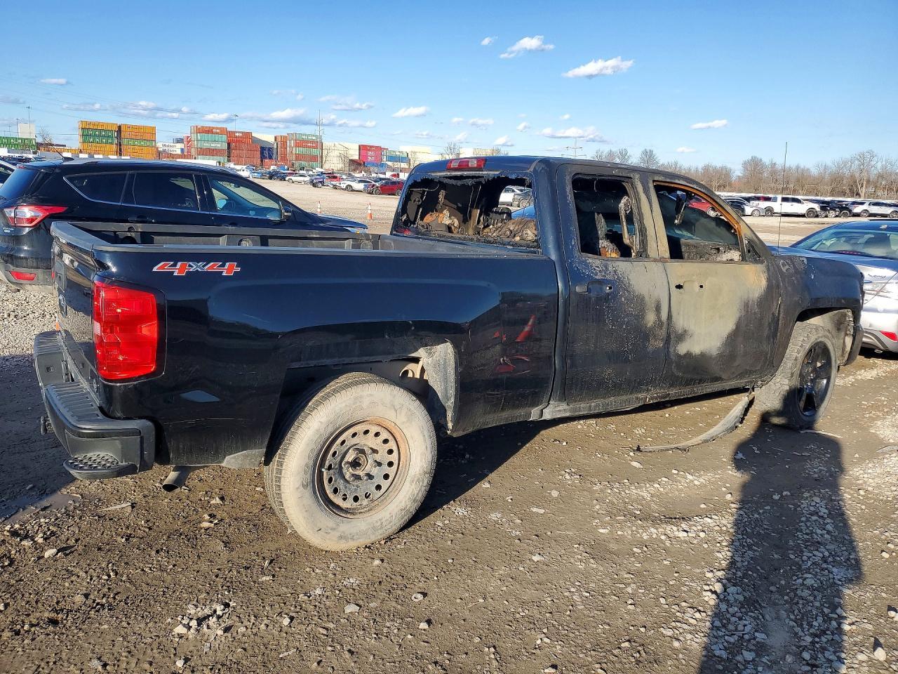 2016 Chevrolet Silverado K1500 - Фото 3