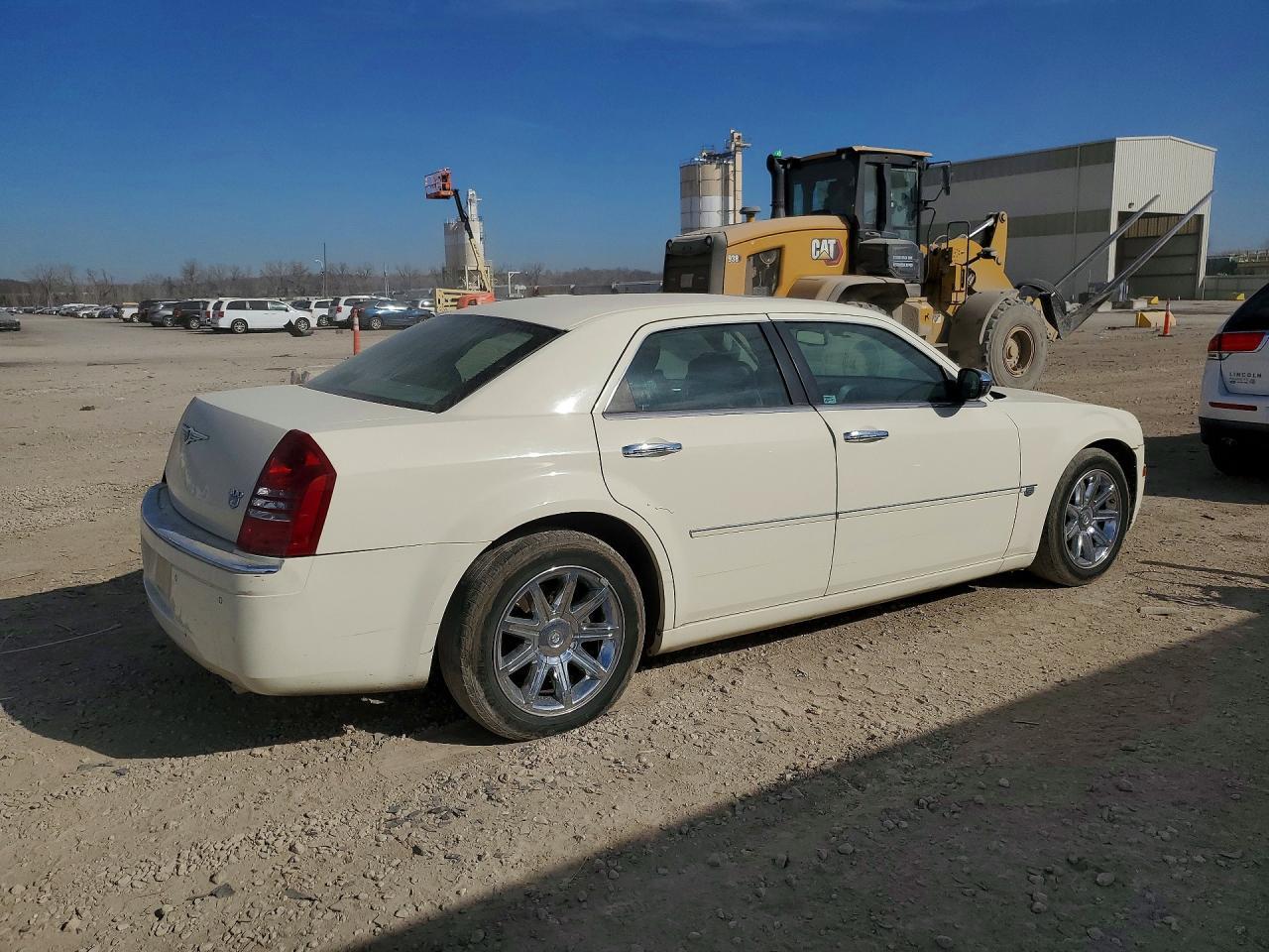 2006 Chrysler 300C - Фото 3