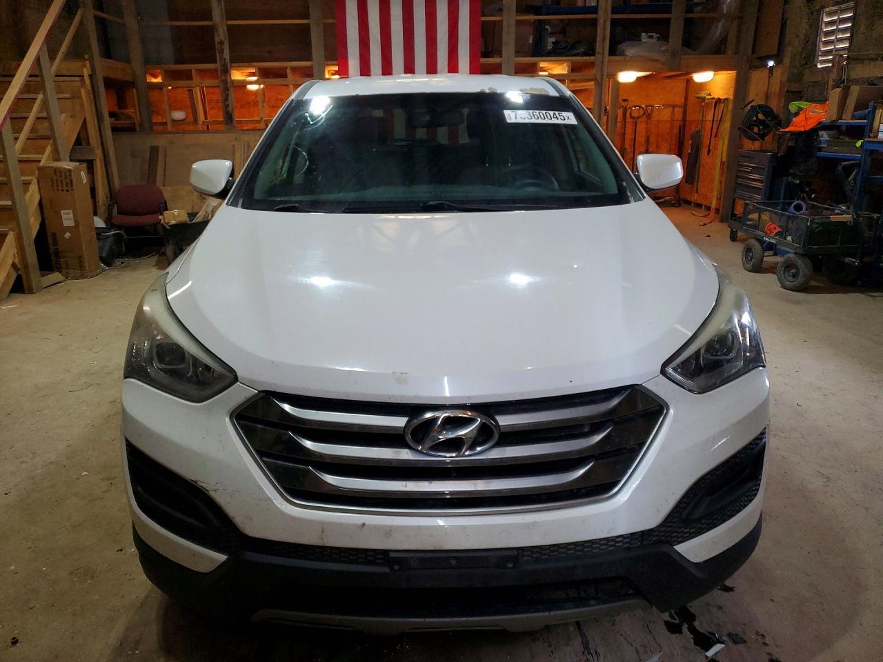 2016 Hyundai Santa Fe Sport - Image 5